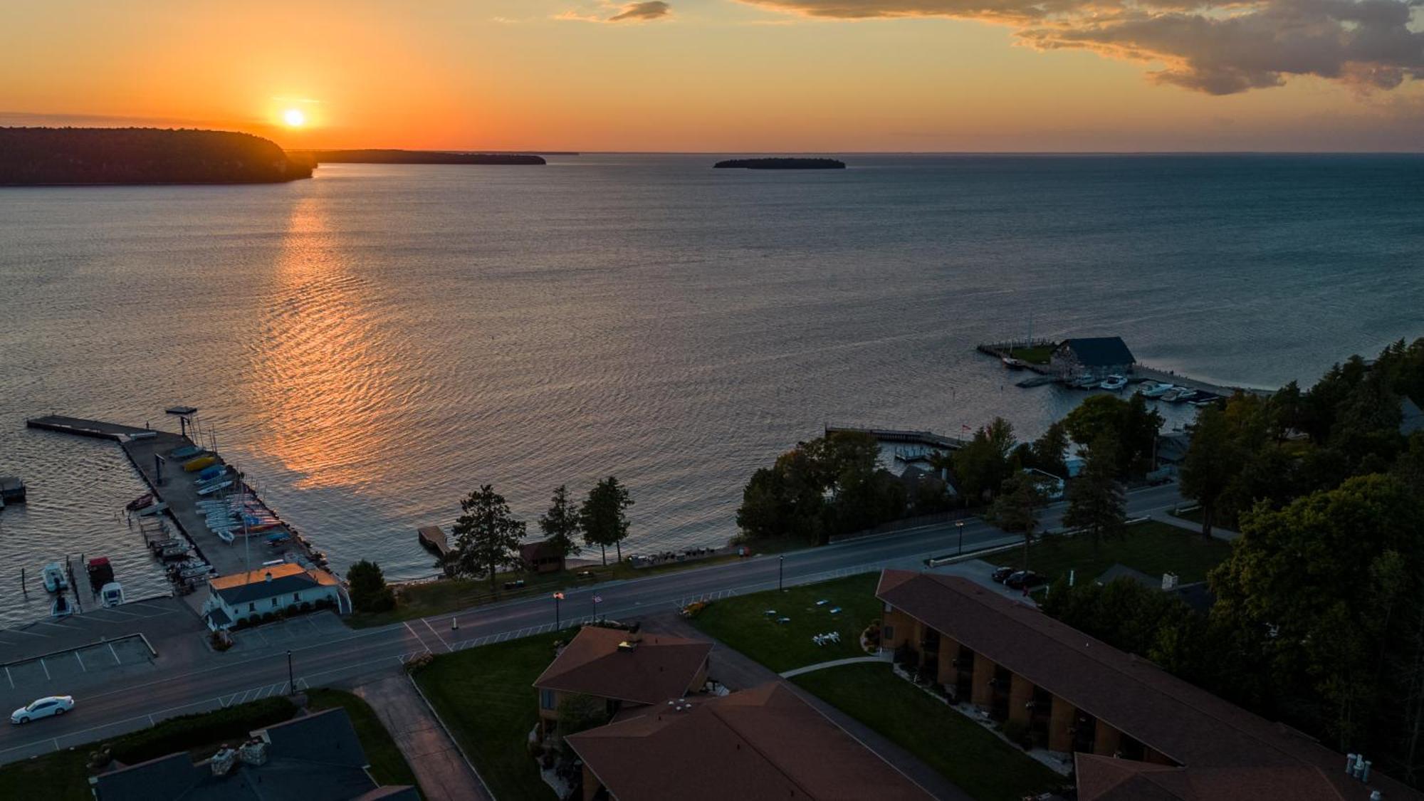 Pine Grove Resort Ephraim Eksteriør bilde