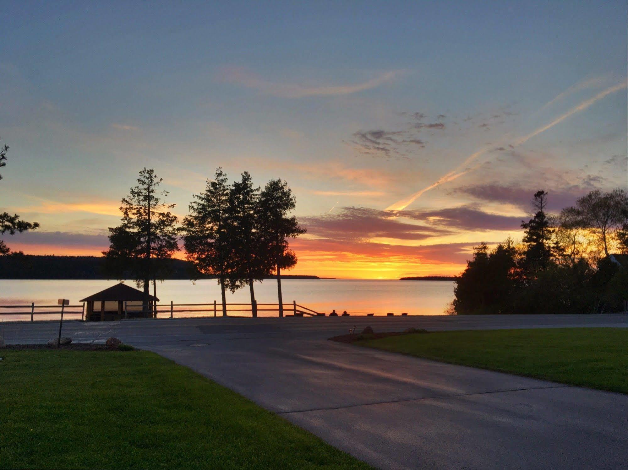 Pine Grove Resort Ephraim Eksteriør bilde